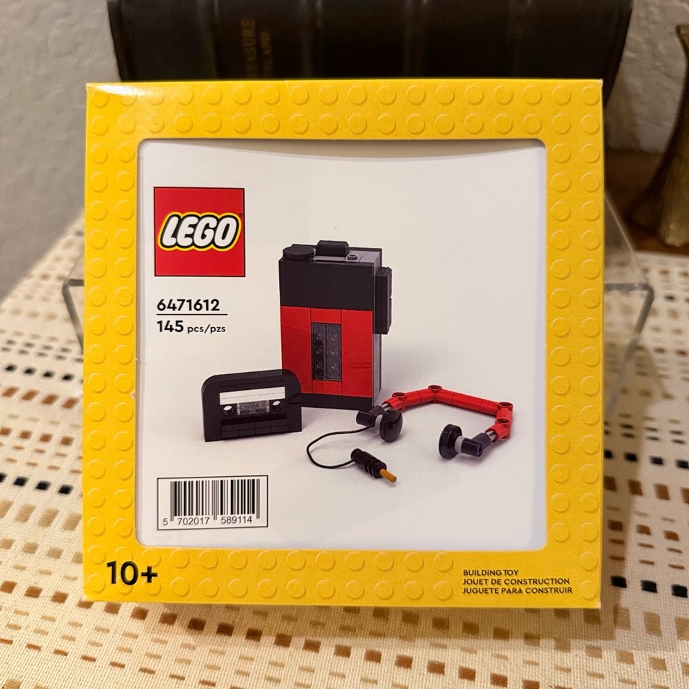 Sealed LEGO Retro Tape Player (6471612) - VIP Insider Promo